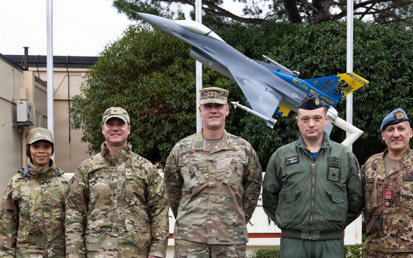 APFC commander visits Aviano AB