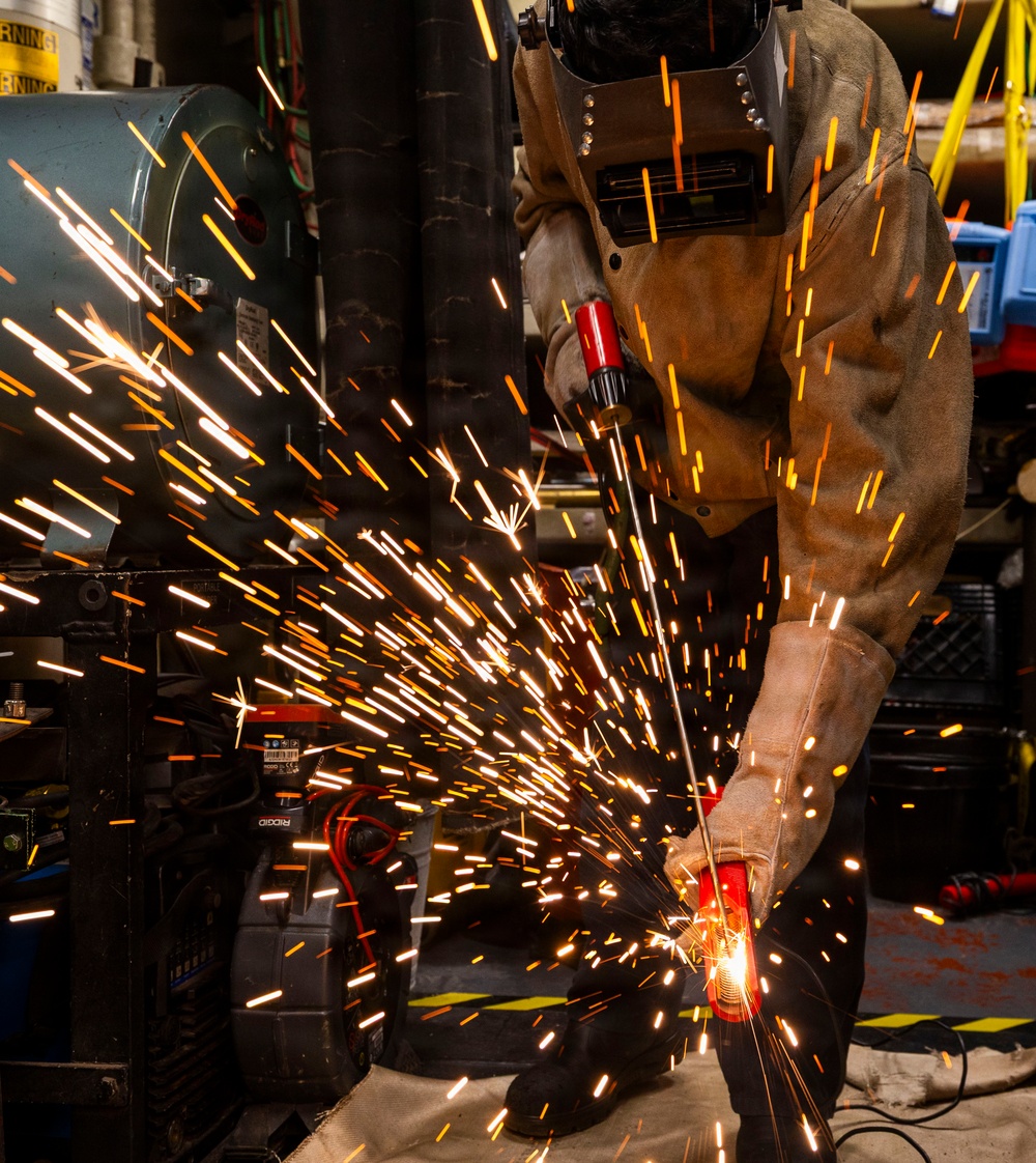 USS Dewey Daily Operations