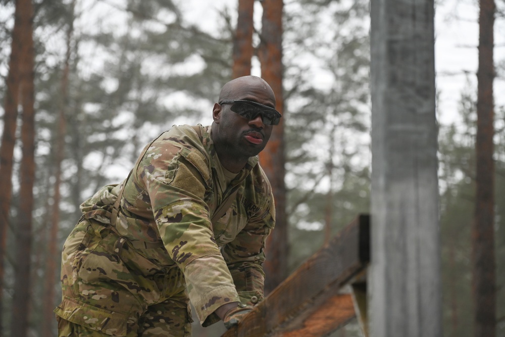 15th Engineer Battalion: Hammer Forge Obstacle Course