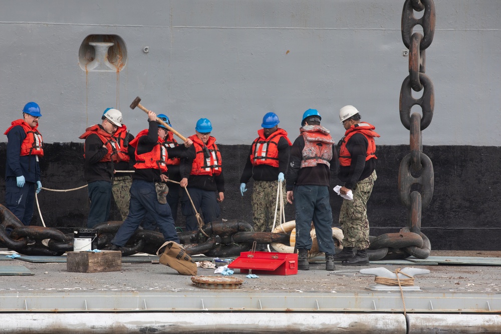 IKE Conducts Anchor Onload