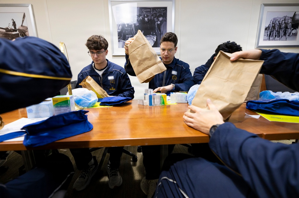 Clearing the vision barrier: Inside Walter Reed’s refractive surgery program