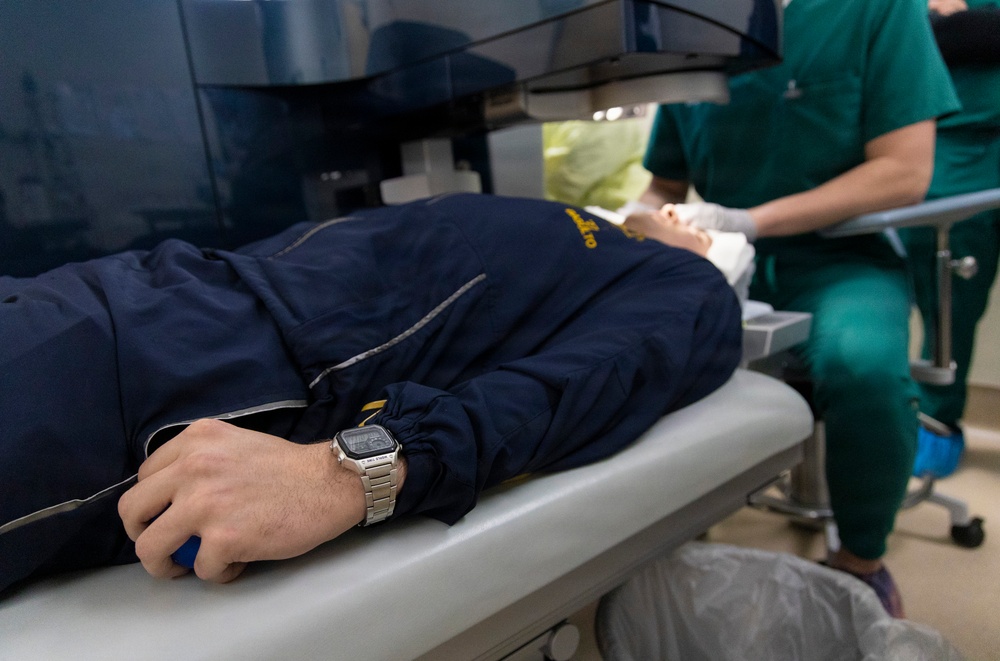 Clearing the vision barrier: Inside Walter Reed’s refractive surgery program