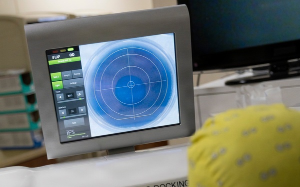 Clearing the vision barrier: Inside Walter Reed’s refractive surgery program