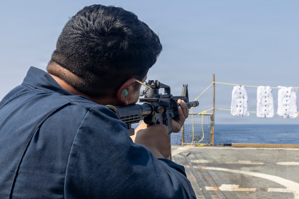 USS Delbert D. Black (DDG 119) Conducts Live Fire Exercise