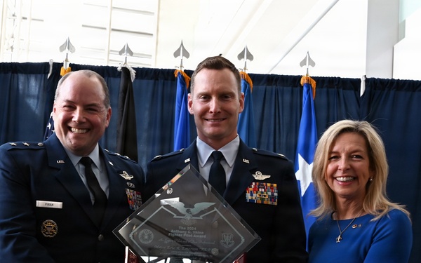 Air Guard pilot recognized with prestigious Shine Award