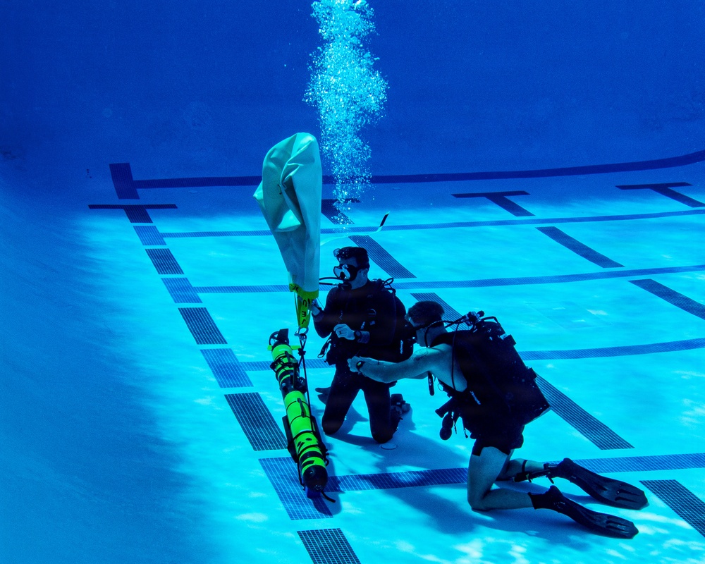 Readiness Doesn’t Stop at Sea Level: 7th ESB Conducts Underwater Training