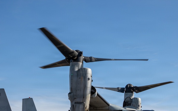 24th MEU CERTEX: VMM-365 Flight Ops