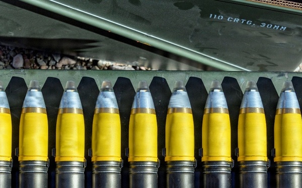 Built to Hunt: Apache attack helicopter’s new 30mm proximity ammunition