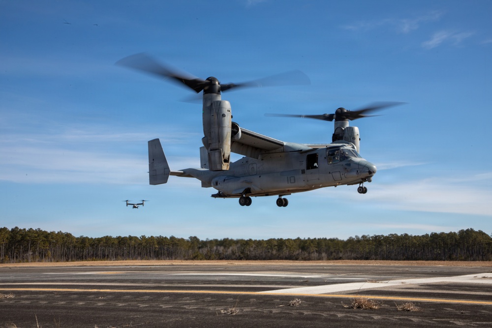 24th MEU CERTEX: VMM-365 Flight Ops
