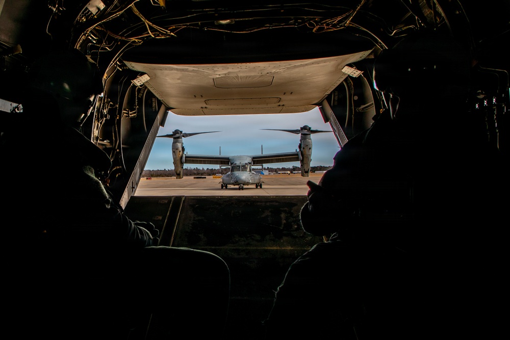 24th MEU CERTEX: VMM-365 Flight Ops