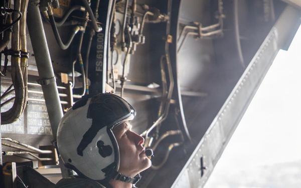 24th MEU CERTEX: VMM-365 Flight Ops
