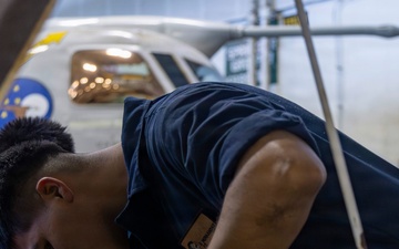 Abraham Lincoln Conducts Routine Maintenance