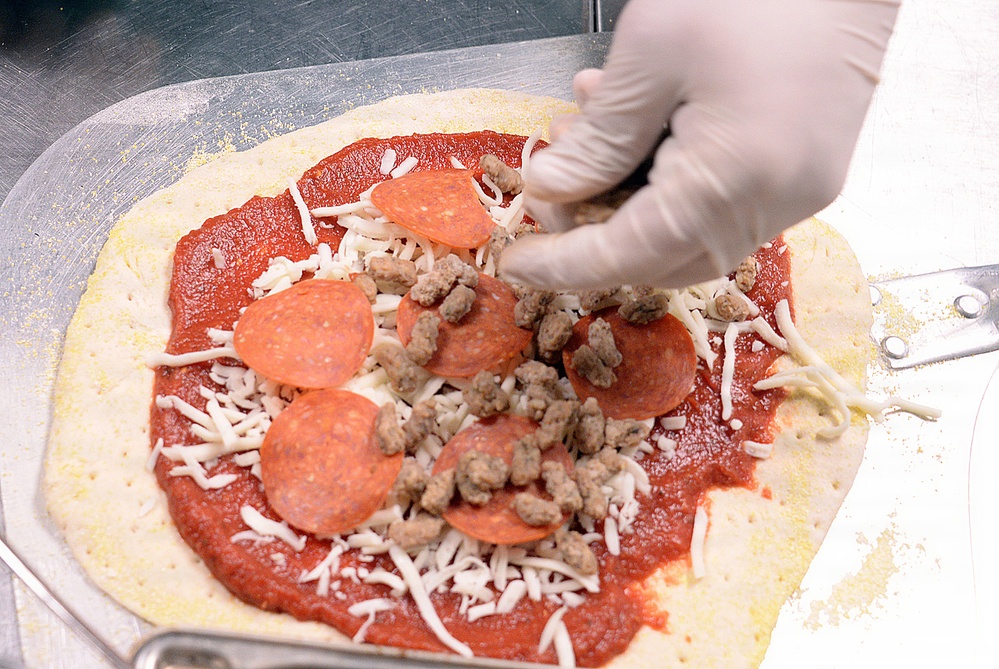 Fort Leavenworth BOSS pizza class