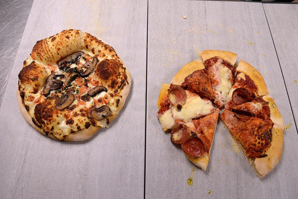 Fort Leavenworth BOSS pizza class