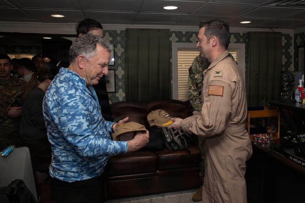 CENTCOM, 5th Fleet Visit Abraham Lincoln