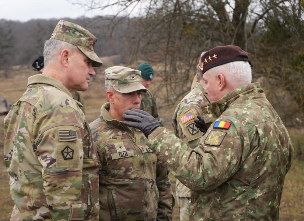 V Corps CG meets Romania Land Forces commander