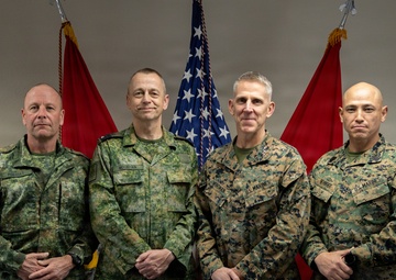 Lt. Gen. Christian F. Wortman meets with Commandant of the Netherlands Marine Corps