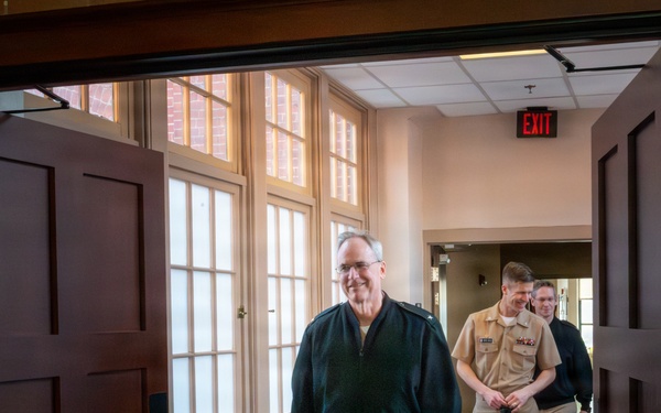 CHINFO visits US Navy Band