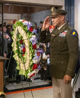 Illinois National Guard Honors Former Guardsman Abe Lincoln