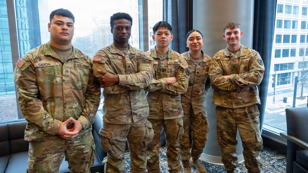 Arkansas Senator John Boozman visits National Guard Members Supporting D.C Safe and Beautiful Mission