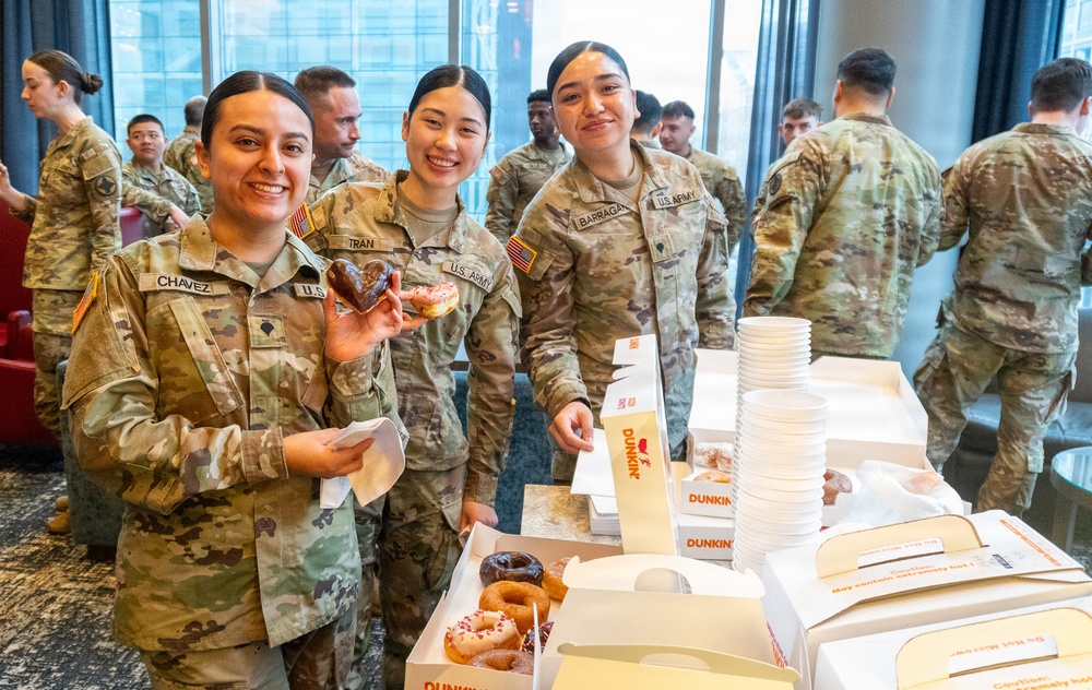 Arkansas Senator John Boozman visits National Guard Members Supporting D.C Safe and Beautiful Mission
