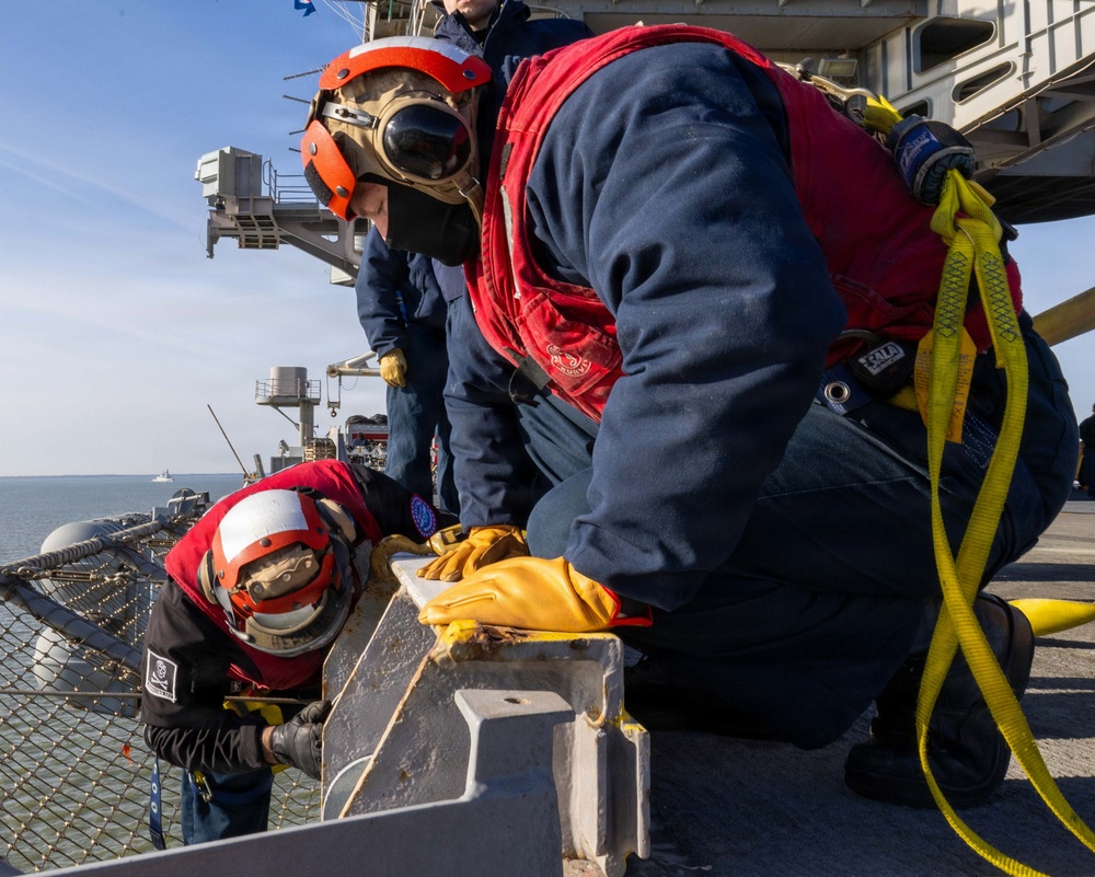 Daily Operations Aboard USS George H.W. Bush (CVN 77)
