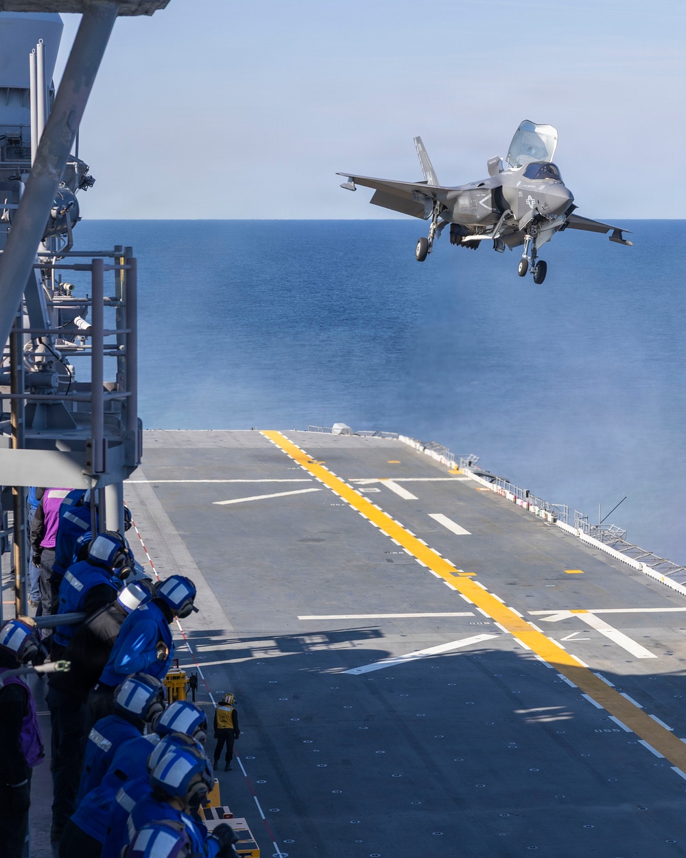 Kearsarge Conducts F-35B Flight Operations