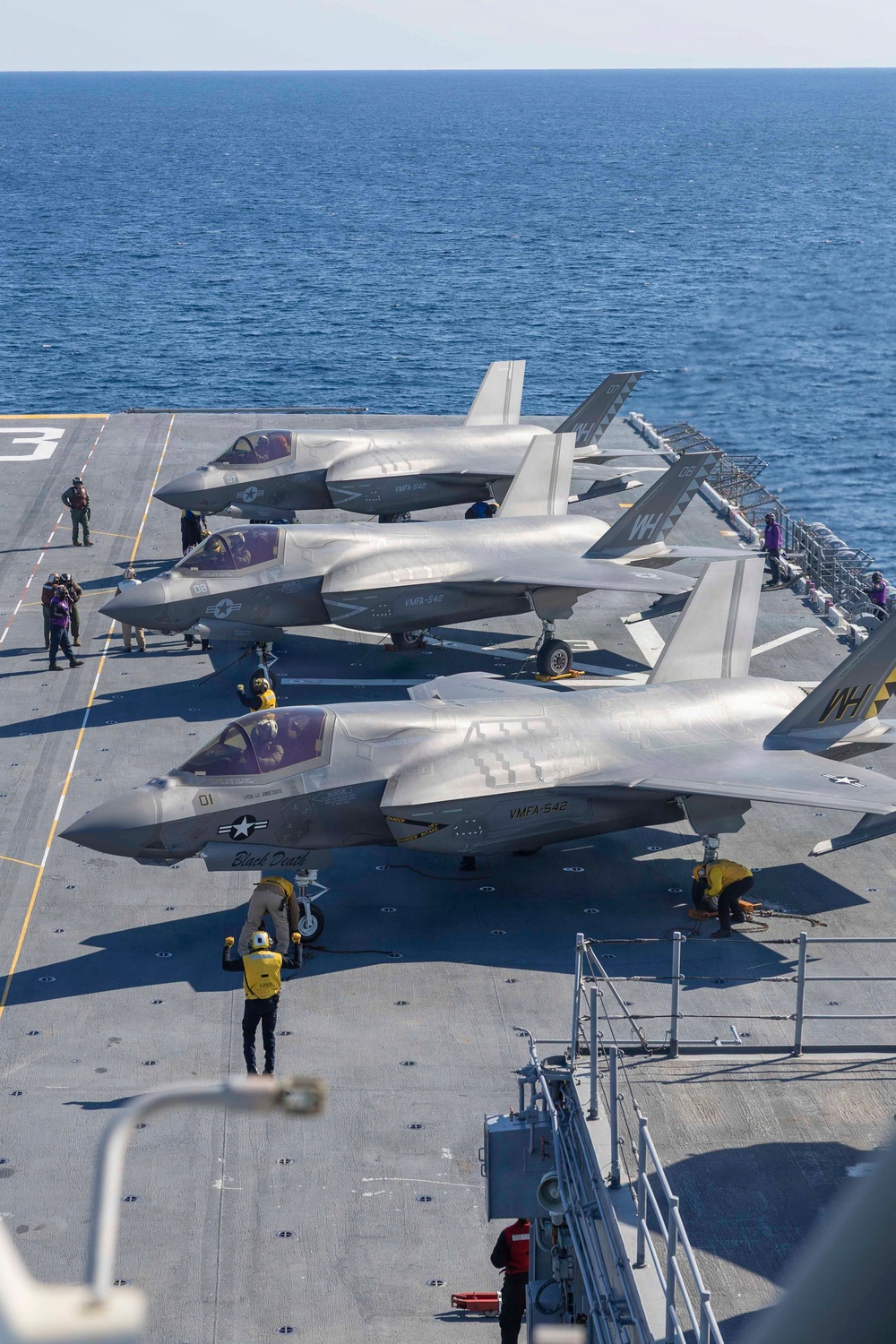 Kearsarge Conducts F-35B Flight Operations