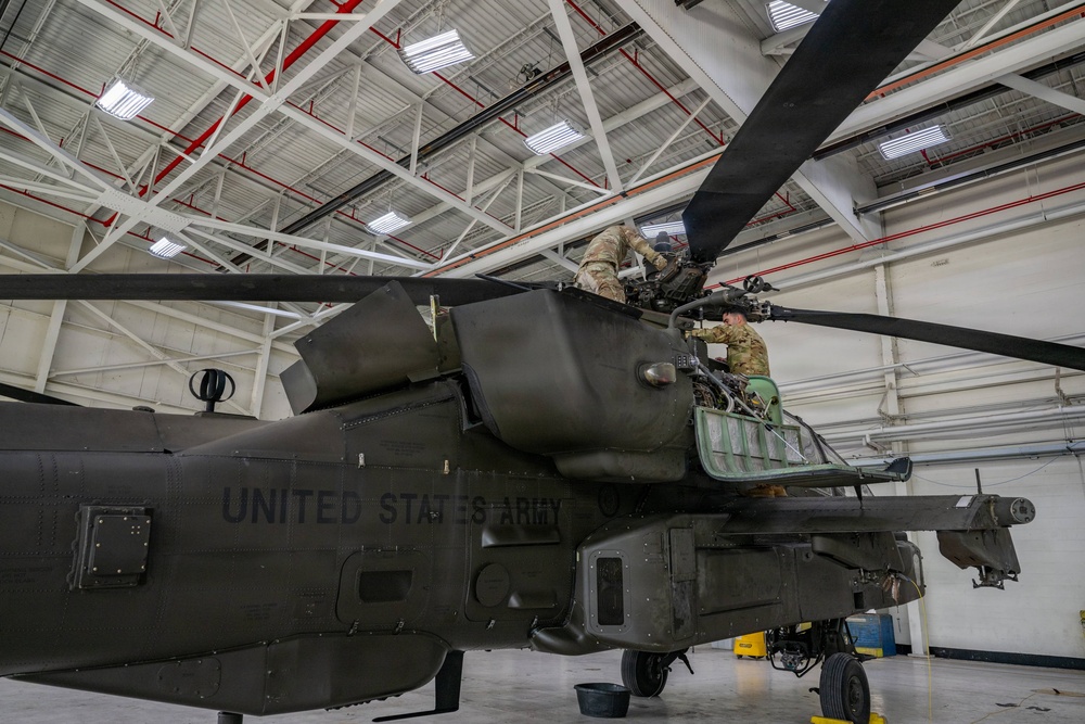 AH-64E Apache Helicopter (Version 4) Maintenance