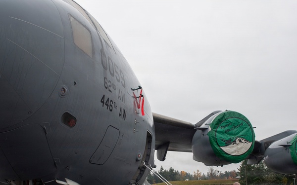 18th AF visits Team McChord