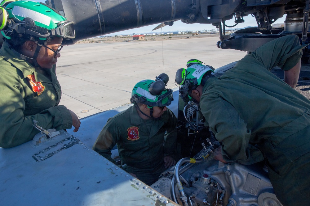 HMH-465 DFT maintenance operations