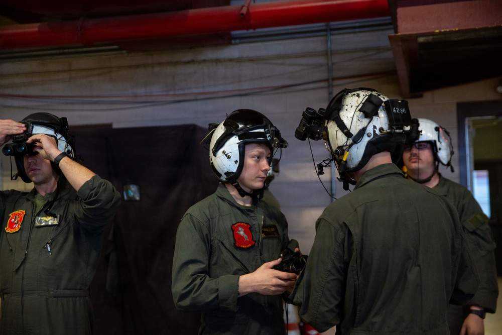 HMH-465 conduct aerial gunnery qualification