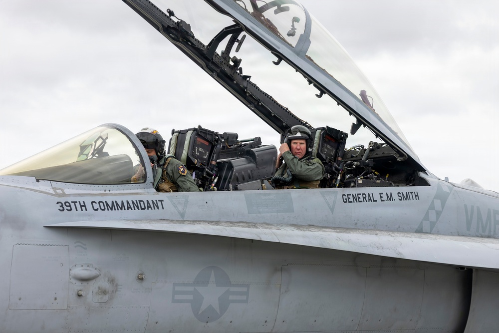 Commandant and CG F/A-18 Flight