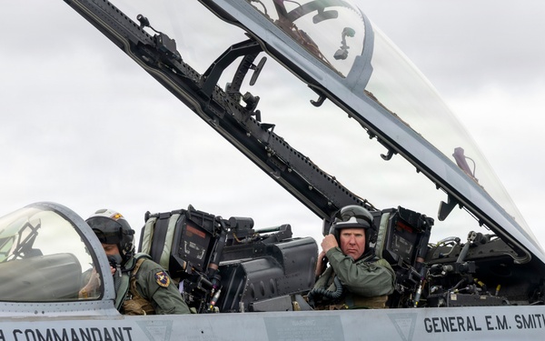 Commandant and CG F/A18 Flight