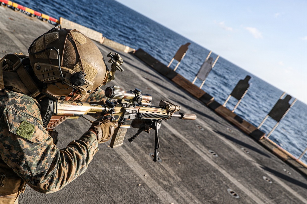 22nd MEU (SOC) | CLB 26 and BLT 3/6 Conduct a Live-Fire Range Aboard USS Iwo Jima