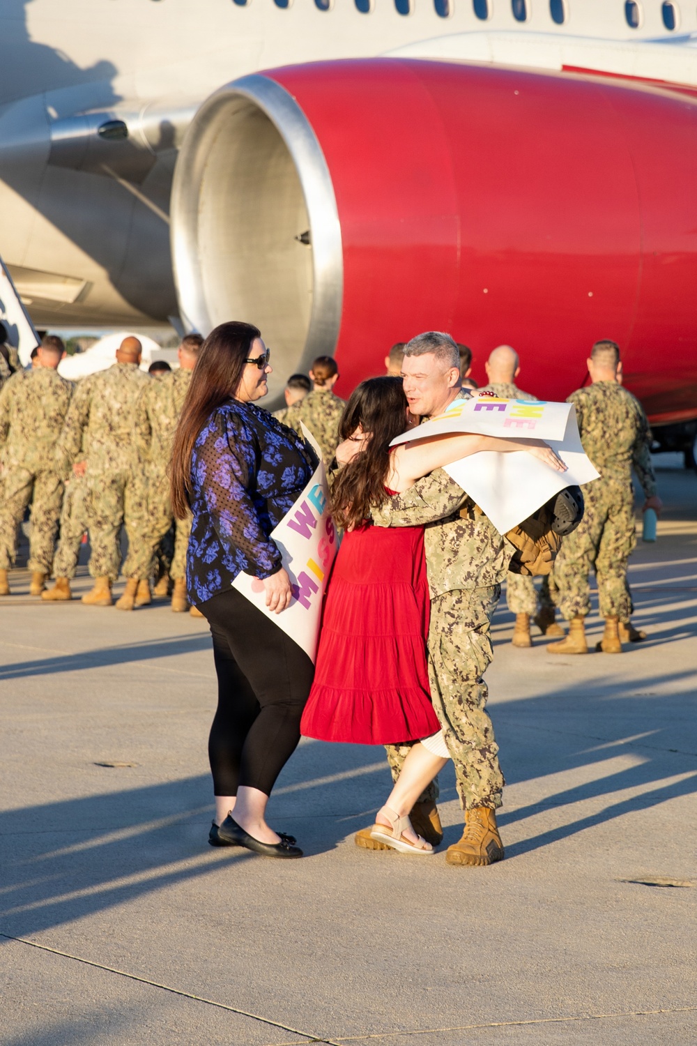 NMCB 4 Seabees Delayed Party Comes Home