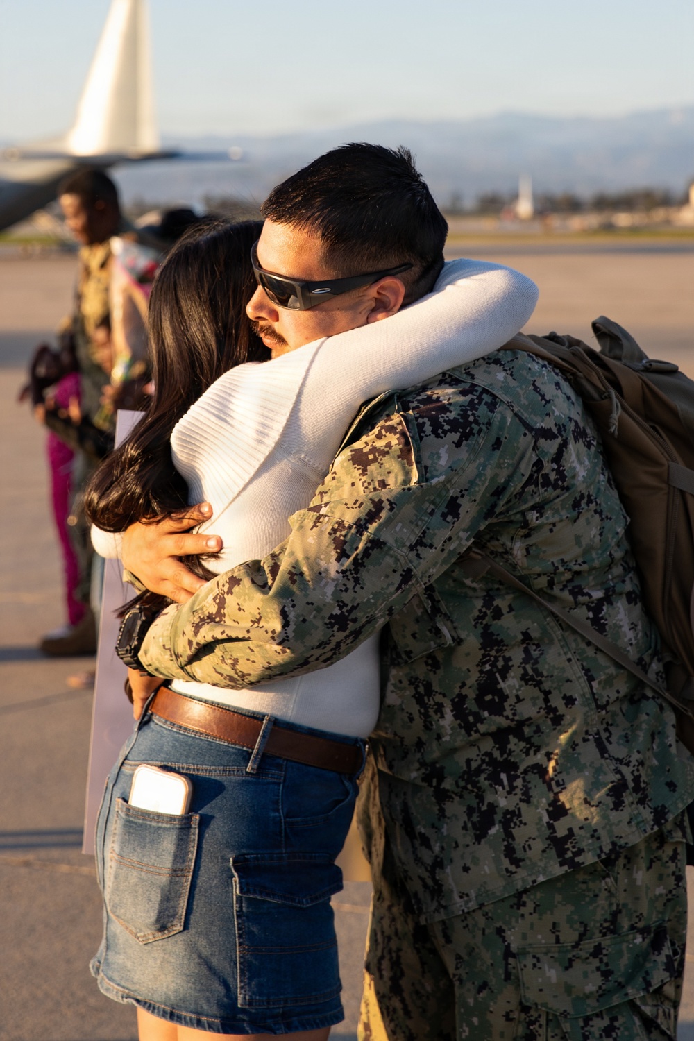 NMCB 4 Seabees Delayed Party Comes Home