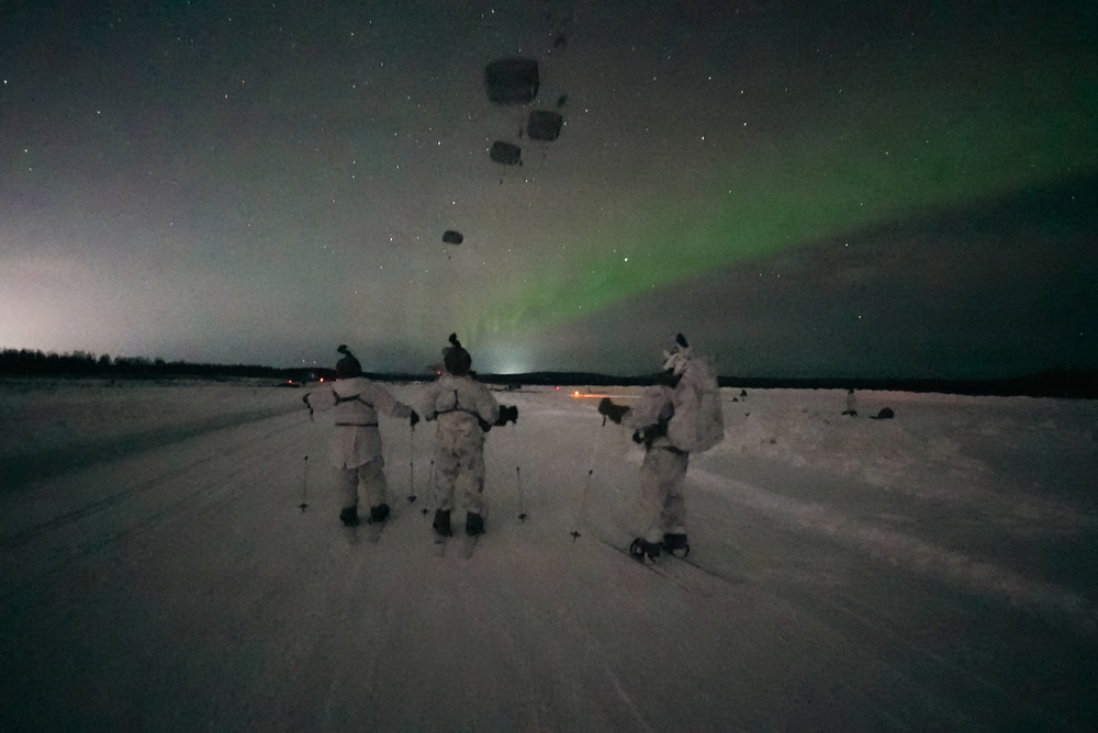 11th Airborne Division Conducts a Lowlight Tactical Airborne Insertion During JPMRC