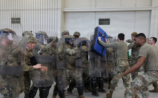 South Carolina National Guard Soldiers conduct security operations training at Joint Base Anacostia-Bolling