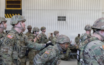 South Carolina National Guard Soldiers conduct security operations training at Joint Base Anacostia-Bolling