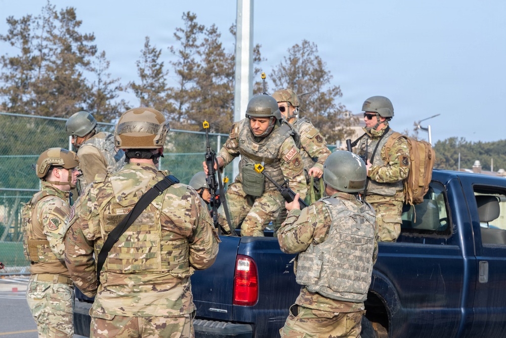 Wolf Pack dominates second day of exercise BEVSENT 26-2