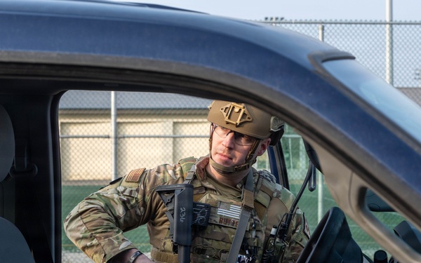 Wolf Pack dominates second day of exercise BEVSENT 26-2