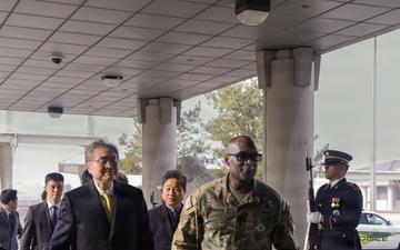 Humphreys Meeting Highlights Unwavering ROK-U.S. Commitment to Peace