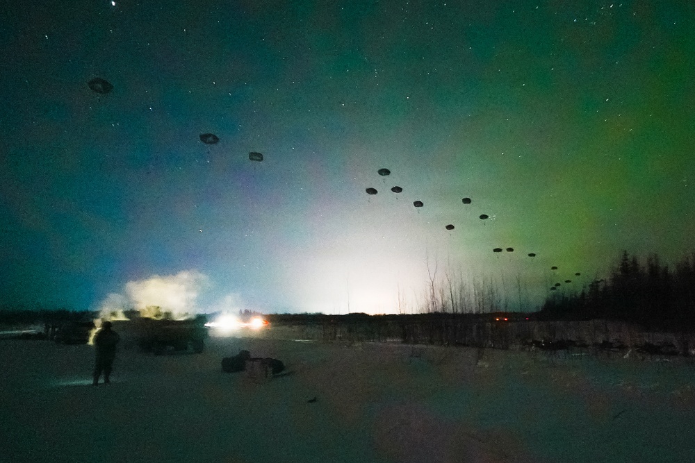 11th Airborne Division Conducts a Lowlight Tactical Airborne Insertion During JPMRC