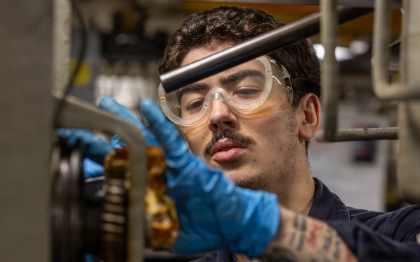 Abraham Lincoln Conducts Routine Maintenance