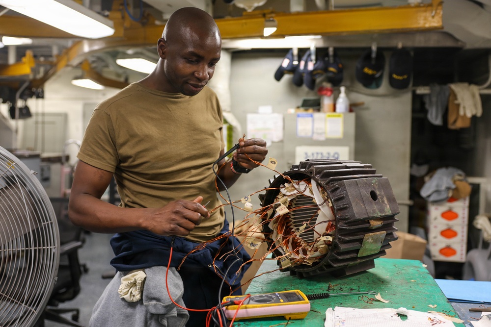 Abraham Lincoln Conducts Routine Maintenance