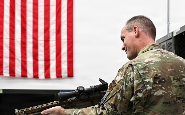 AFPC commander visits Aviano AB