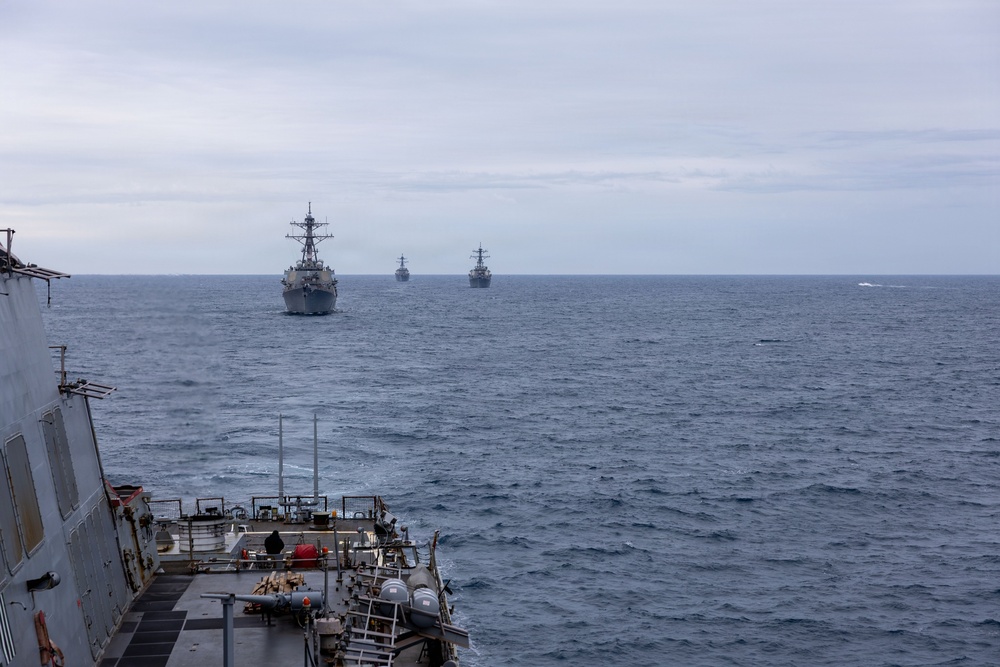 USS Gonzalez Integrates with Carrier Strike Group TEN During COMPTUEX Exercise