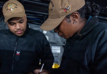 USS Arlington (LPD 24) Sea and Anchor