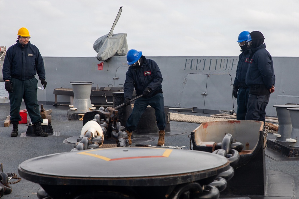 USS Arlington (LPD 24) Anchor Drop